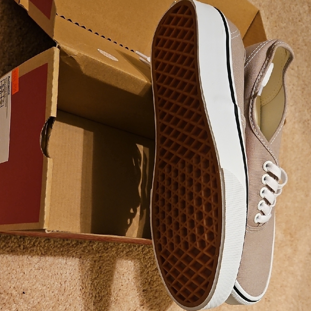 Vans Men's or Women's Tan Canvas Sneakers - Picture 3 of 5